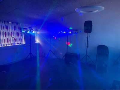 Komplet Lyd, Lys og Røgmaskine